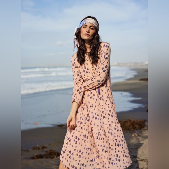 New with tags Gorgeous Blue Boheme Floral Midi Dress with Tassel Detail size S/M - Picture 6 of 8